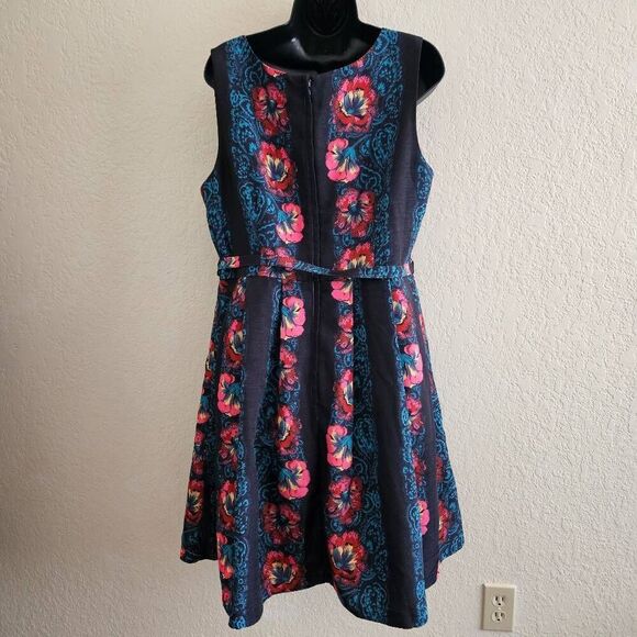 Modcloth Beautiful You Belted Dress - Picture 8 of 9
